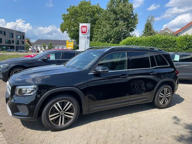 Mercedes-Benz GLB 200 Style