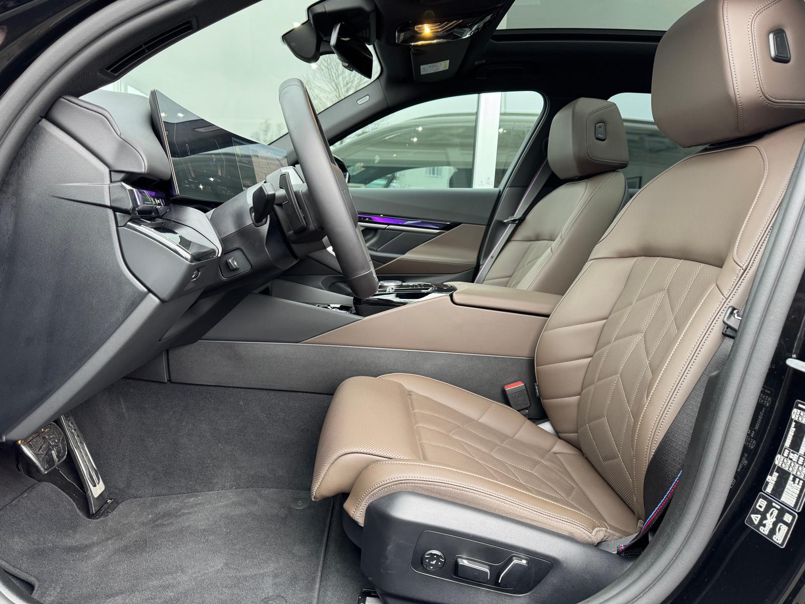 BMW 540 540d M-Sport Touring xDrive