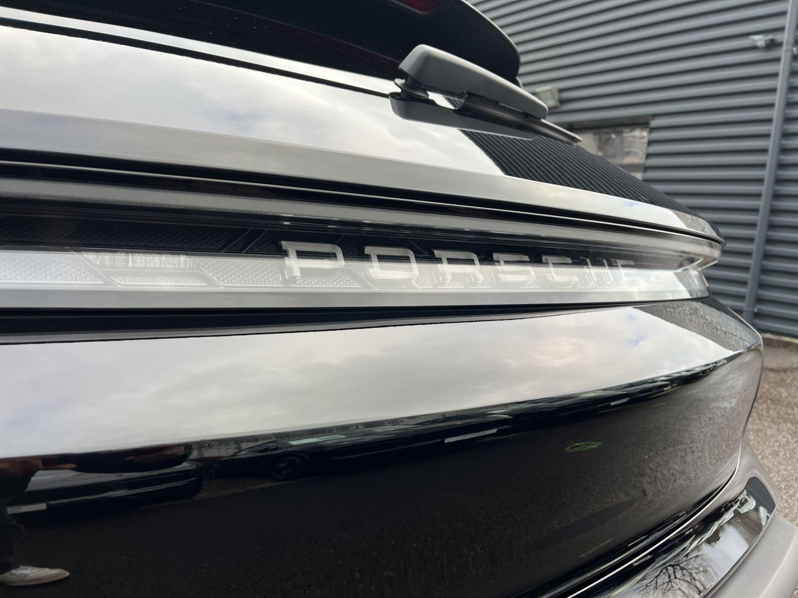 Porsche Taycan Sport Turismo