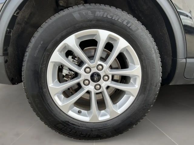 Ford Kuga AWD Titanium