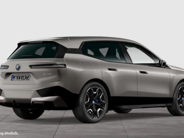 BMW iX xDrive40