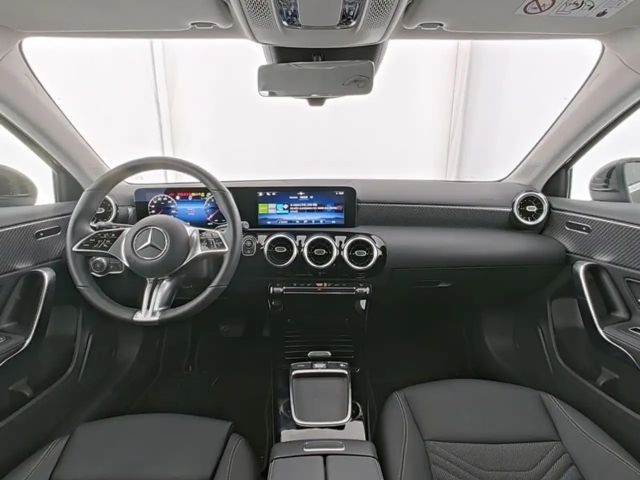 Mercedes-Benz A 200 Progressive