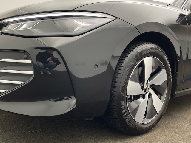 Volkswagen Passat 1.5 eTSI Business Variant