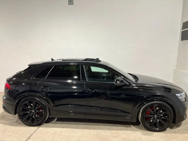 Audi Q8 55 TFSI Hybride Quattro