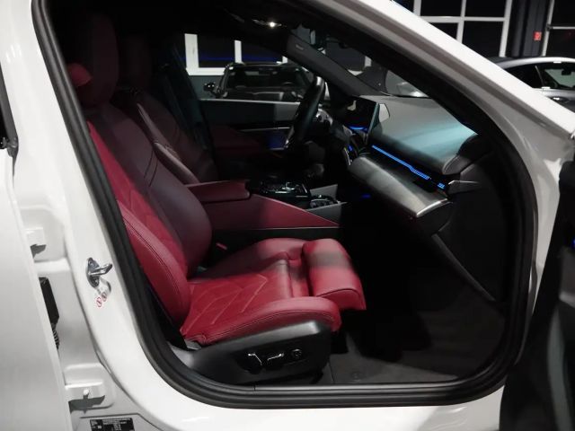 BMW 520 520d M-Sport Sedan xDrive