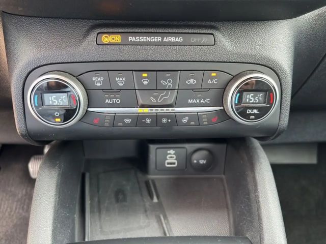 Ford Kuga Cool & Connect Hybrid