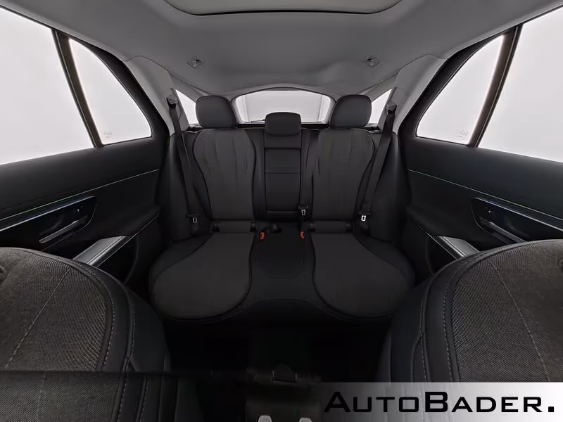 Mercedes-Benz E 220 AVANTGARDE E 220 d Estate