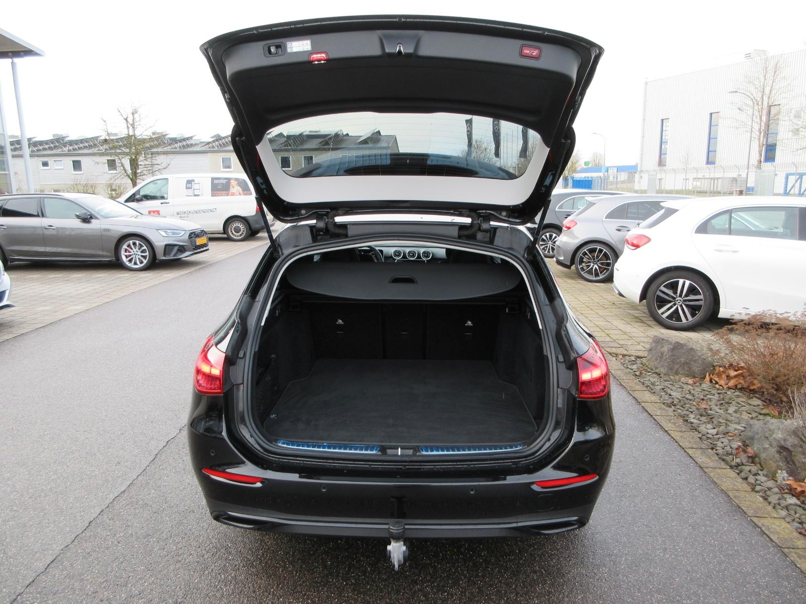 Mercedes-Benz C 200 AVANTGARDE Estate