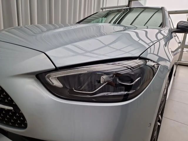 Mercedes-Benz C 300 Sedan