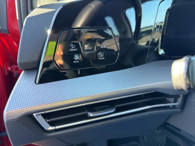 Volkswagen Golf DSG Style