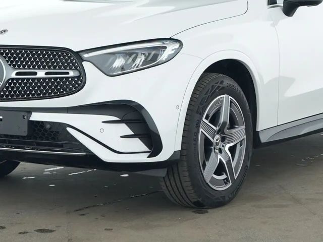 Mercedes-Benz GLC 300 4MATIC AMG Line
