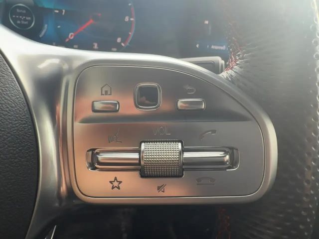 Mercedes-Benz GLB 180 AMG Line GLB 180 d