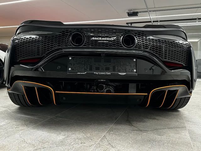 McLaren Artura Spider