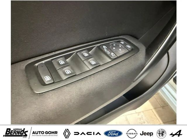 Renault Megane Intens TCe 140