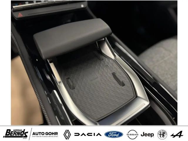 Renault Espace E-Tech Hybrid Techno