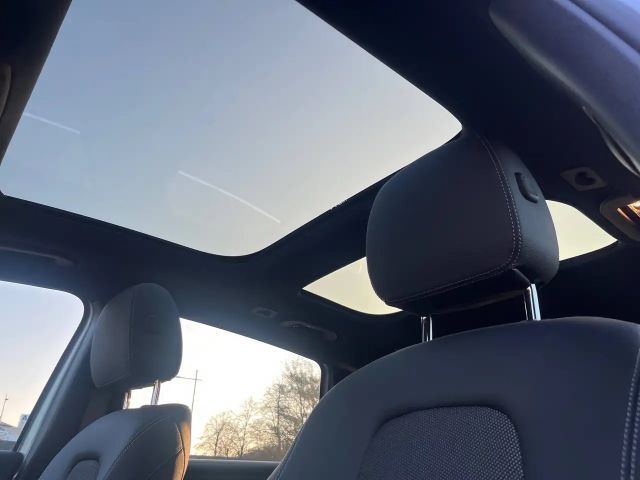 Mercedes-Benz B 180 Progressive Sedan