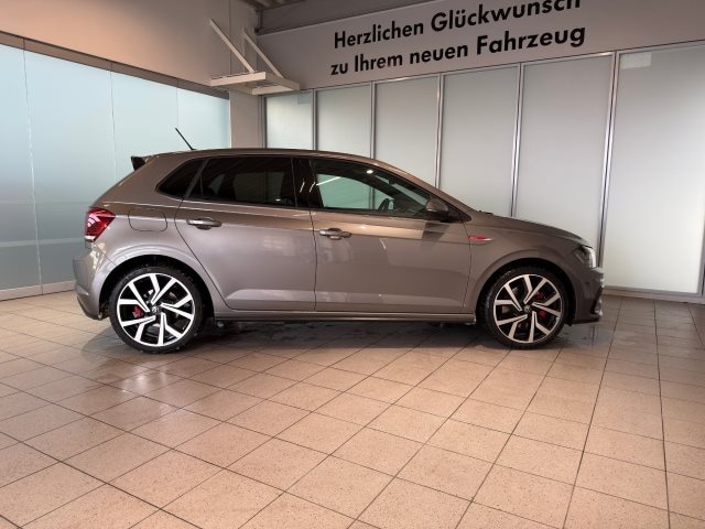 Volkswagen Polo 2.0 TSI