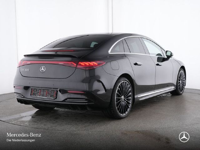 Mercedes-Benz EQE 300 Sedan