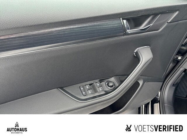 Skoda Superb 2.0 TDI Combi Style Style