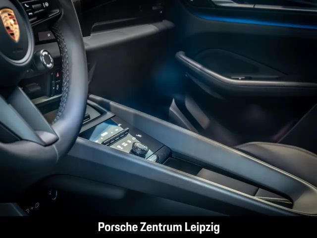 Porsche Macan 4