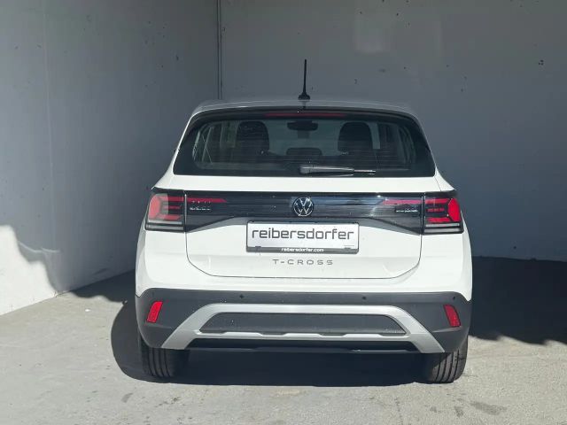 Volkswagen T-Cross 4Me TSI