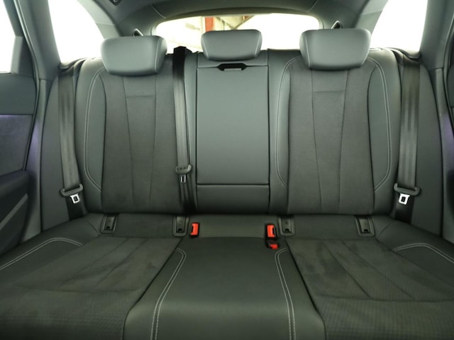 Audi A4 40 TDI Avant Quattro S-Line S-Tronic