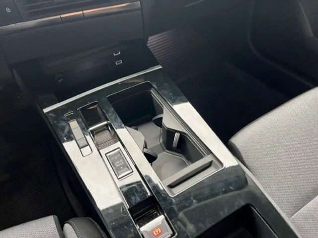 Opel Astra 1.5 Turbo Enjoy