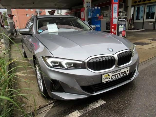 BMW 320 320d Touring xDrive