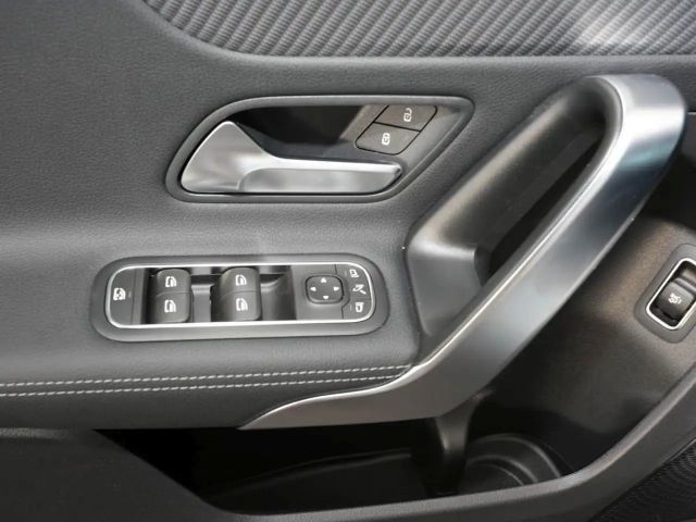 Mercedes-Benz A 180 Progressive