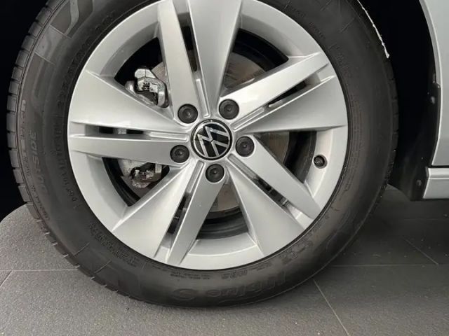 Volkswagen Golf 1.5 TSI Golf VIII Life Variant