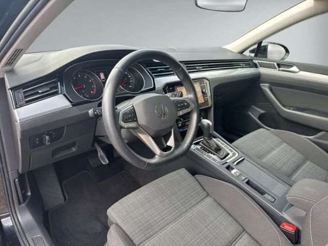 Volkswagen Passat 1.5 TSI Business DSG Variant
