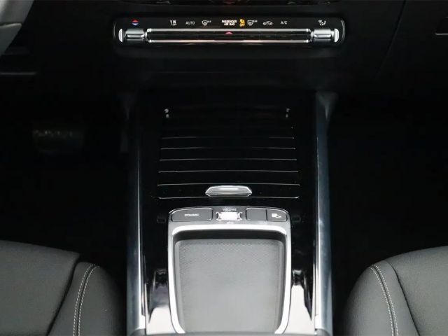 Mercedes-Benz GLA 180 Progressive