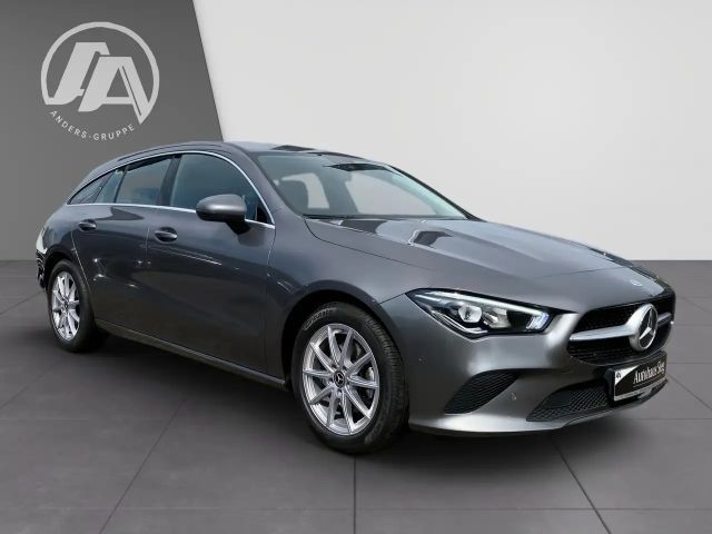 Mercedes-Benz CLA 200 CLA 200 d Shooting Brake