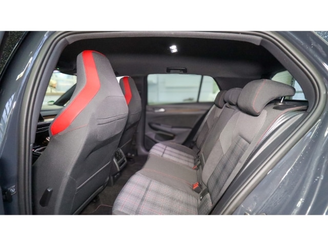 Volkswagen Golf 2.0 TSI Golf VIII