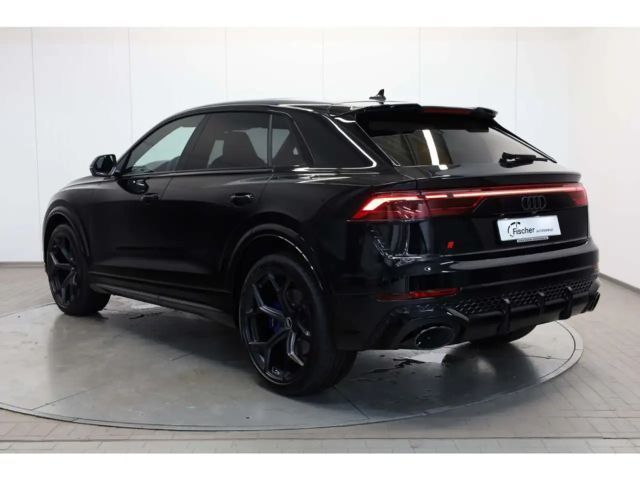 Audi RS Q8 Performance Quattro