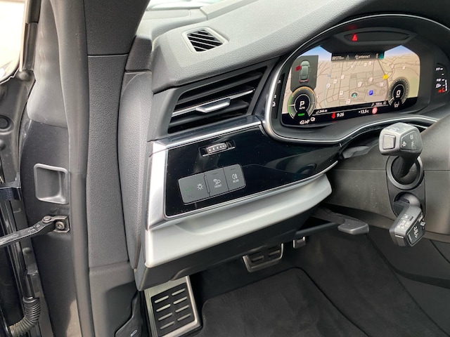 Audi Q8 55 TFSI Hybride Quattro