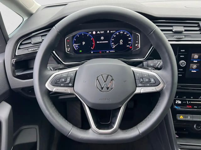 Volkswagen Touran DSG Highline R-Line