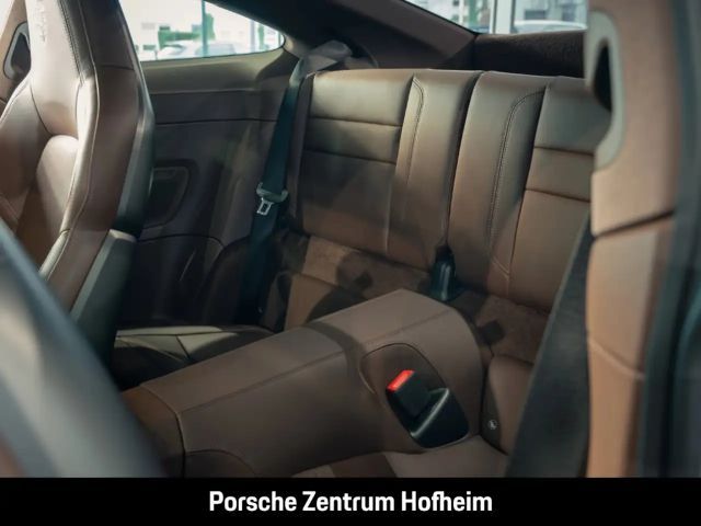 Porsche 992 Carrera Coupé