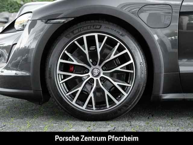 Porsche Taycan 4S Cross Turismo