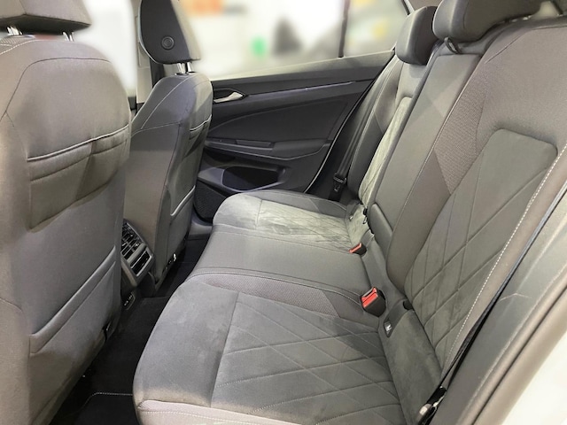 Volkswagen Golf 2.0 TSI Golf VIII