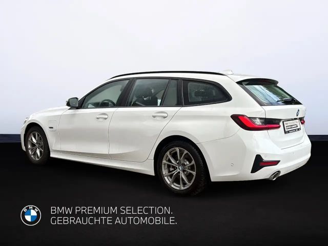 BMW 320 320e Touring