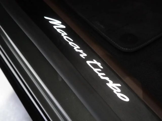 Porsche Macan Turbo
