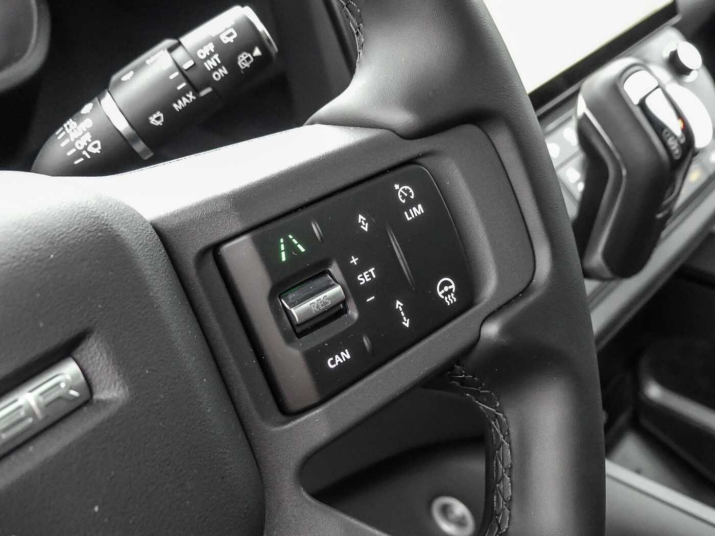 Land Rover Defender 110