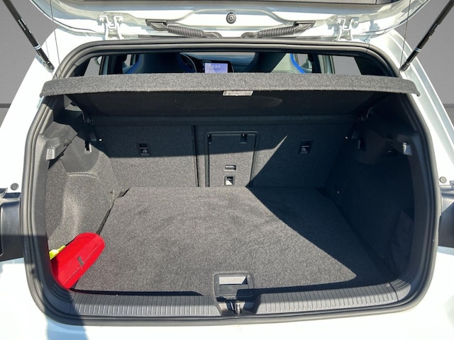 Volkswagen Golf 2.0 TSI DSG Golf VIII Plus