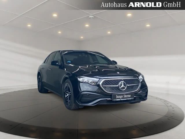 Mercedes-Benz E 200 AMG Line Sedan