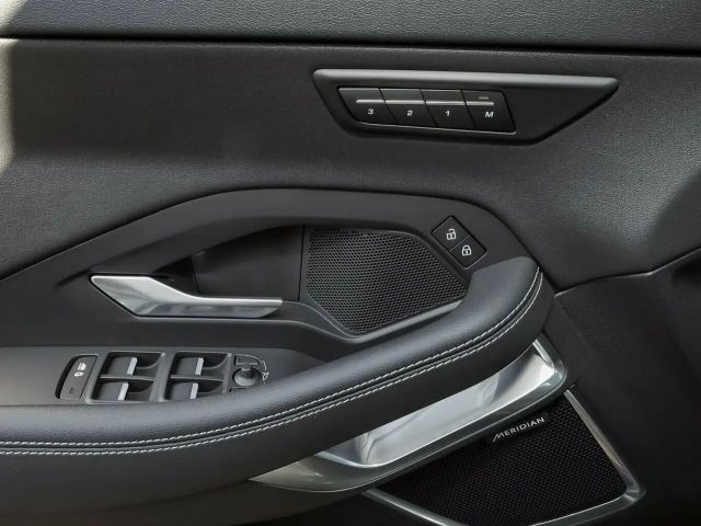 Jaguar E-Pace AWD D200 R-Dynamic