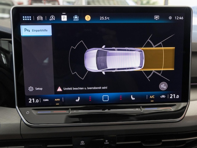 Volkswagen Golf Life Variant