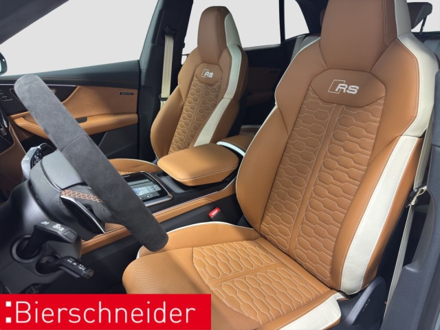 Audi RS Q8 Performance Quattro