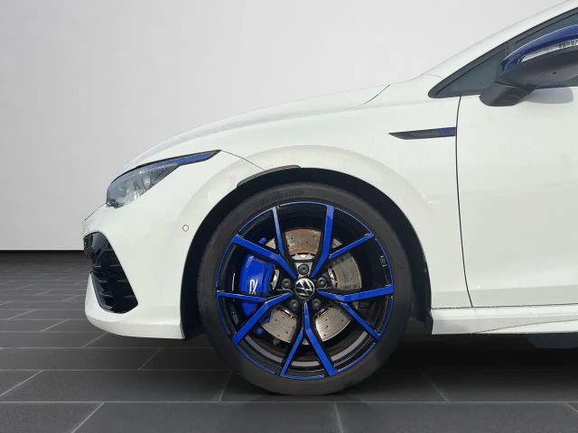 Volkswagen Golf IQ.Drive