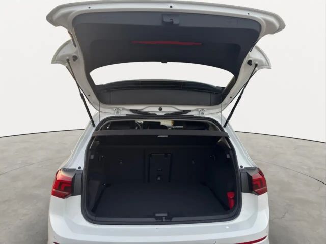 Volkswagen Golf DSG Golf VIII Style